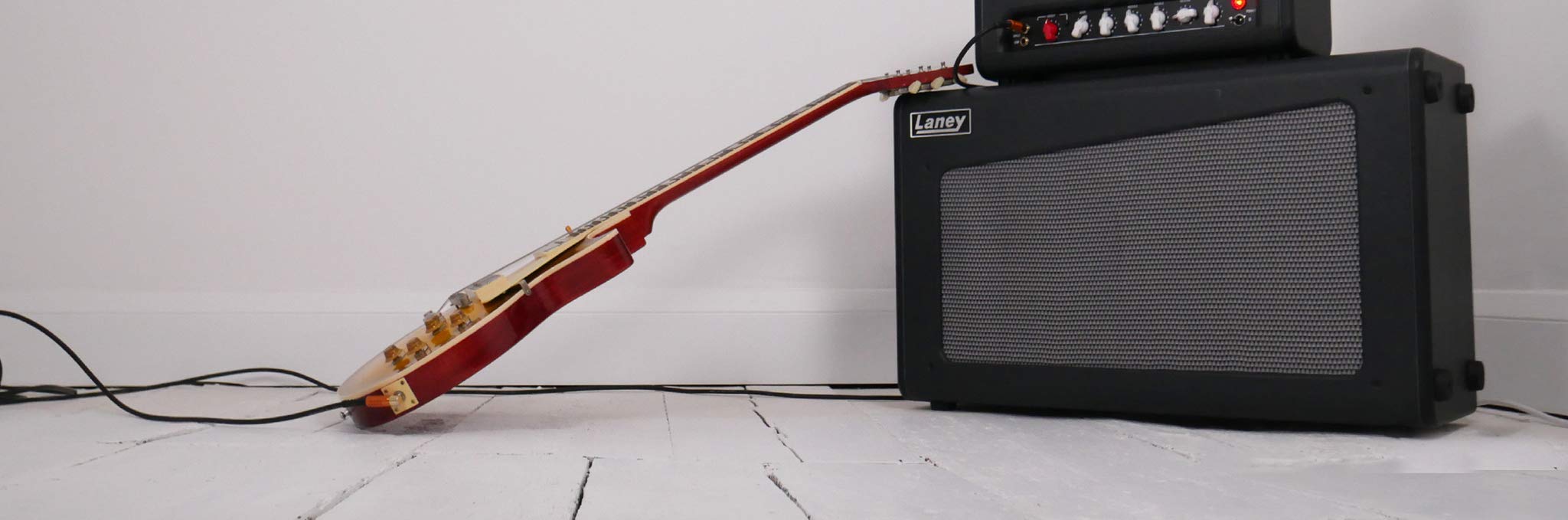 Amazon.co.jp: Laney (レイニー) ギターアンプ オープンバック